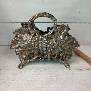 Godinger Silver Art Co. Grape Napkin Holder Ornate Moody Victorian.